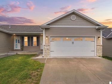 3102 King Ridge Court, Lincoln, NE 68504