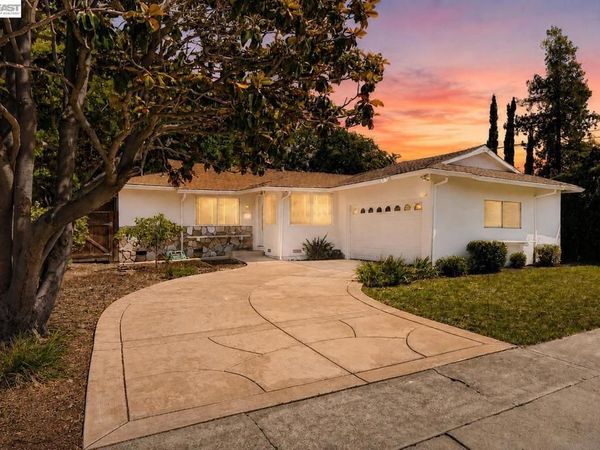 3436 Thunderbird Dr , Concord, CA 94520