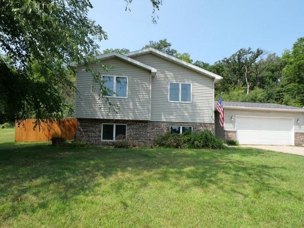 1560 Wabasha Avenue, Saint Charles, MN 55972
