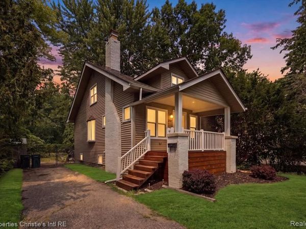 827 Gardenia Avenue, Royal Oak, MI 48067