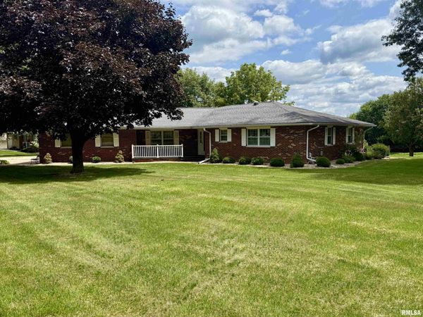 1111 NW 5TH Avenue, Galva, IL 61434