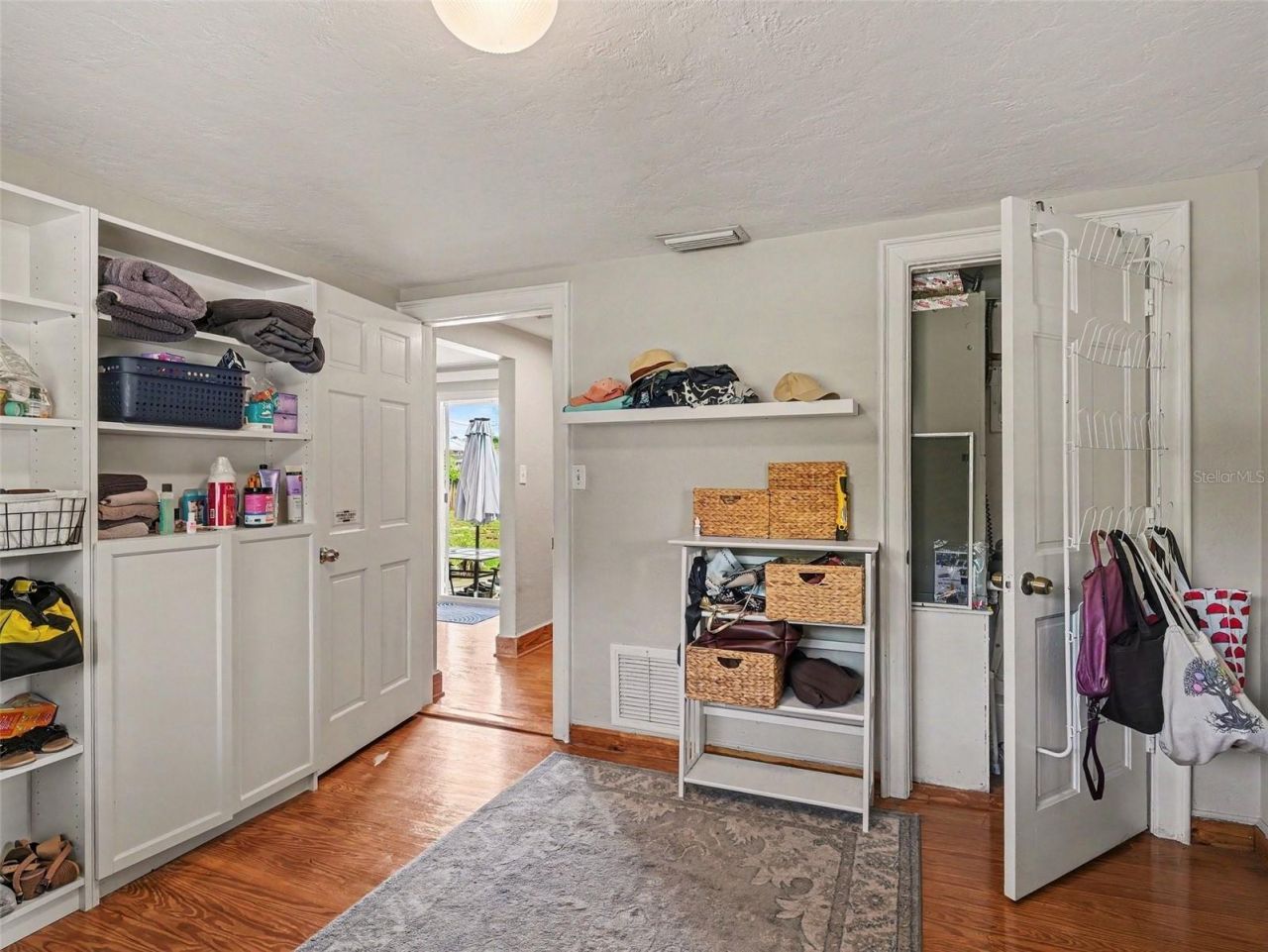3035 Hillview Street, Sarasota, FL 34239 Photo