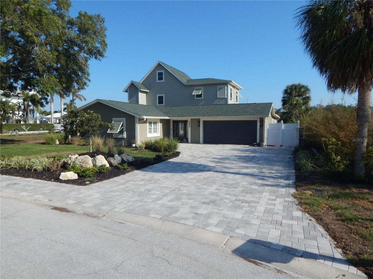 8025 Island Drive, Port Richey, FL 34668 Photo