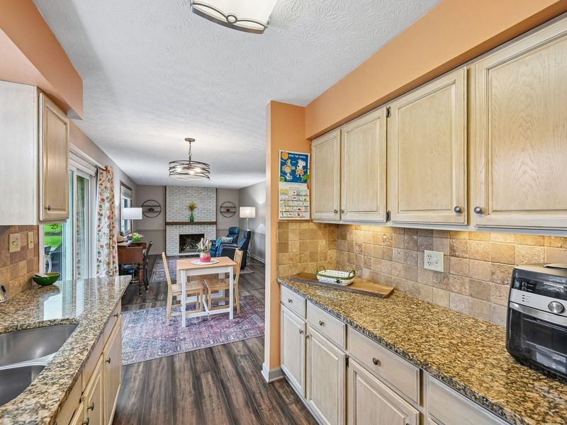 200 E Schrock Road, Westerville, OH 43081 Photo 14