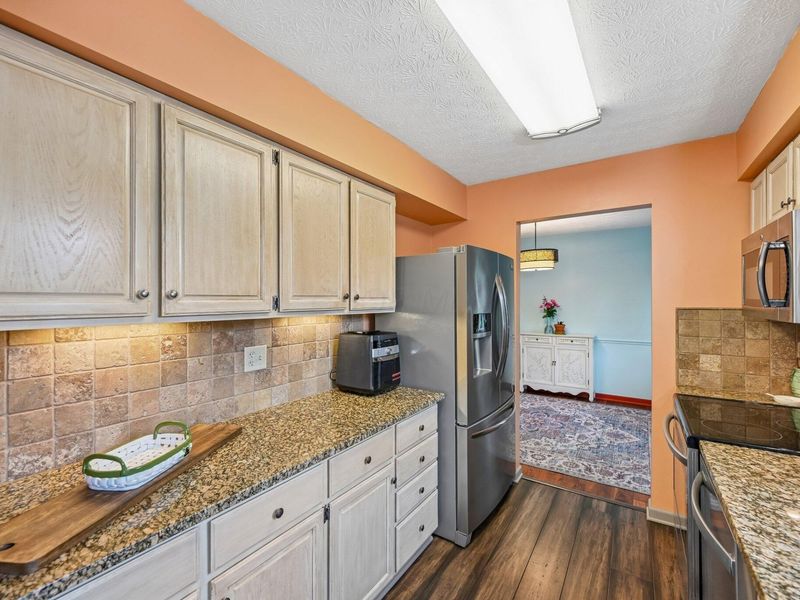 200 E Schrock Road, Westerville, OH 43081 Photo 17