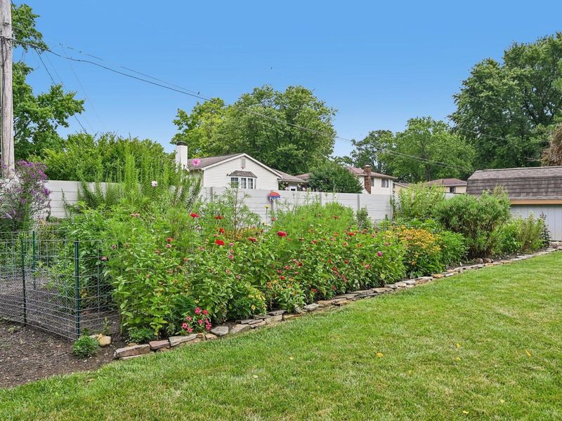 200 E Schrock Road, Westerville, OH 43081 Photo 39