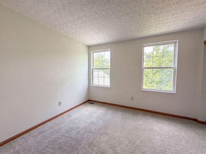 2237 Red Barn Street , Delaware, OH 43015 Photo 8