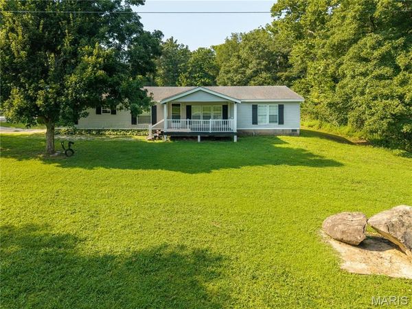 19224 Goldfinch Drive , Marble Hill, MO 63764