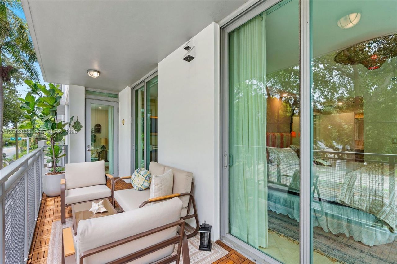 3001 SW 27th Ave , Unit 201, Miami, FL 33133 Photo