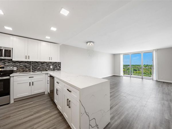 16740 NE 9th Ave , Unit 809, North Miami Beach, FL 33162