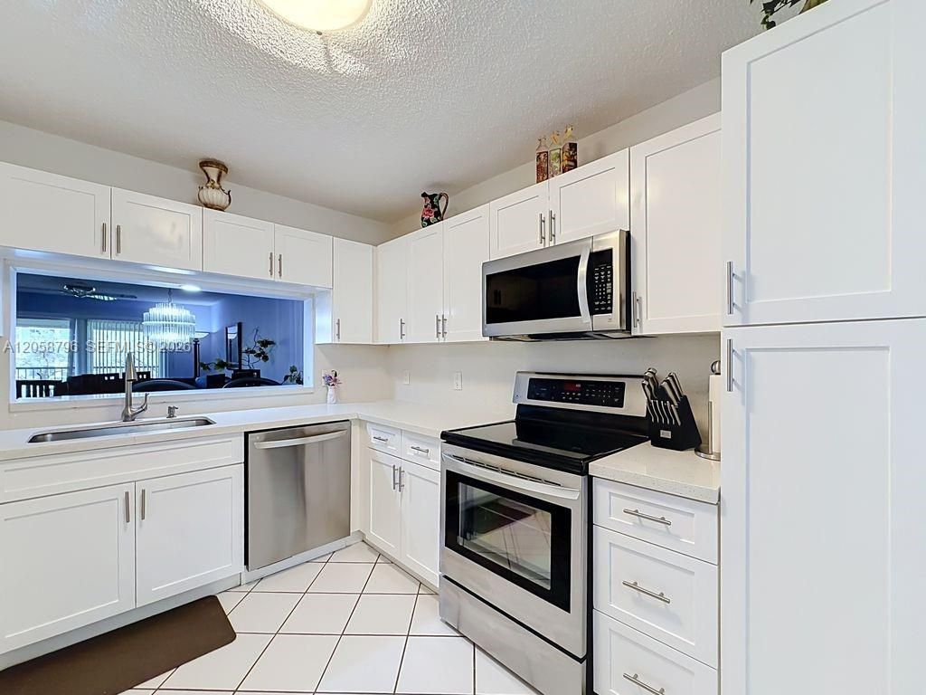 10208 NW 24th Pl, Unit 205, Sunrise, FL 33322 Photo