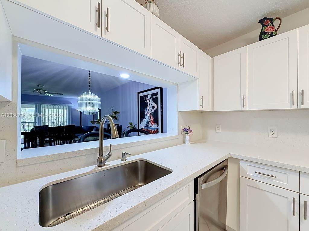 10208 NW 24th Pl, Unit 205, Sunrise, FL 33322 Photo