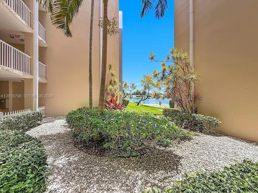 10208 NW 24th Pl, Unit 205, Sunrise, FL 33322 Photo