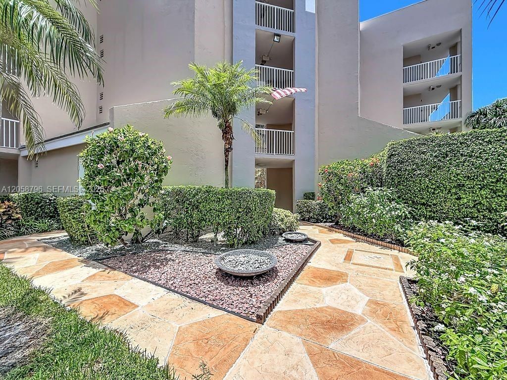 10208 NW 24th Pl, Unit 205, Sunrise, FL 33322 Photo