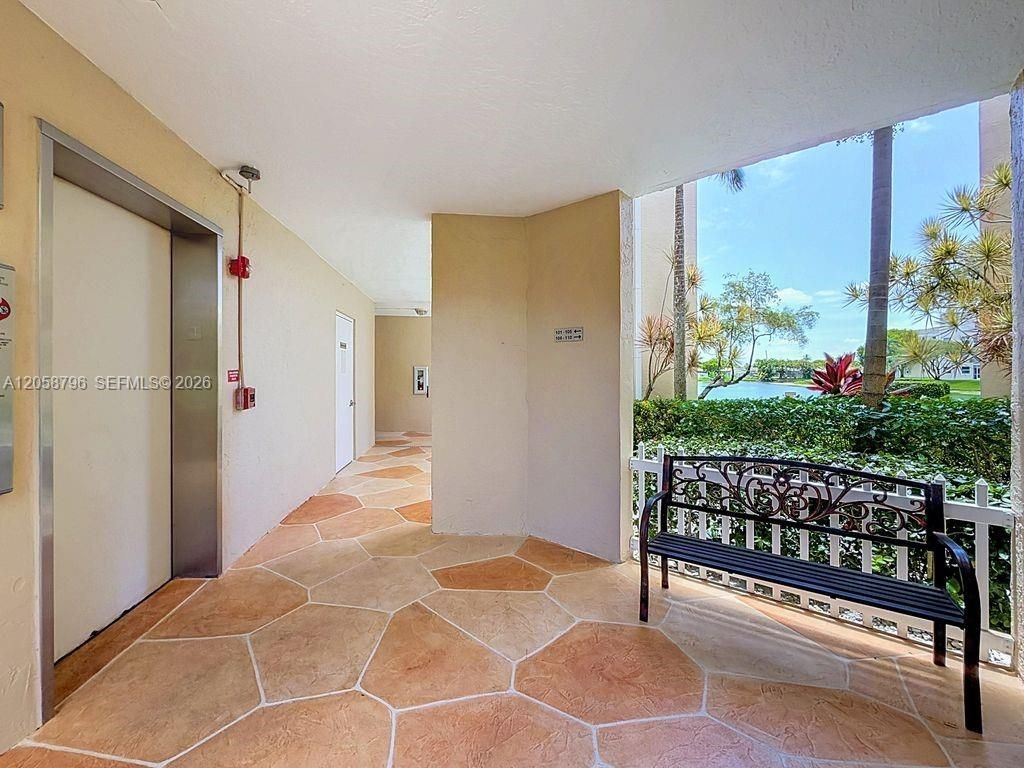 10208 NW 24th Pl, Unit 205, Sunrise, FL 33322 Photo