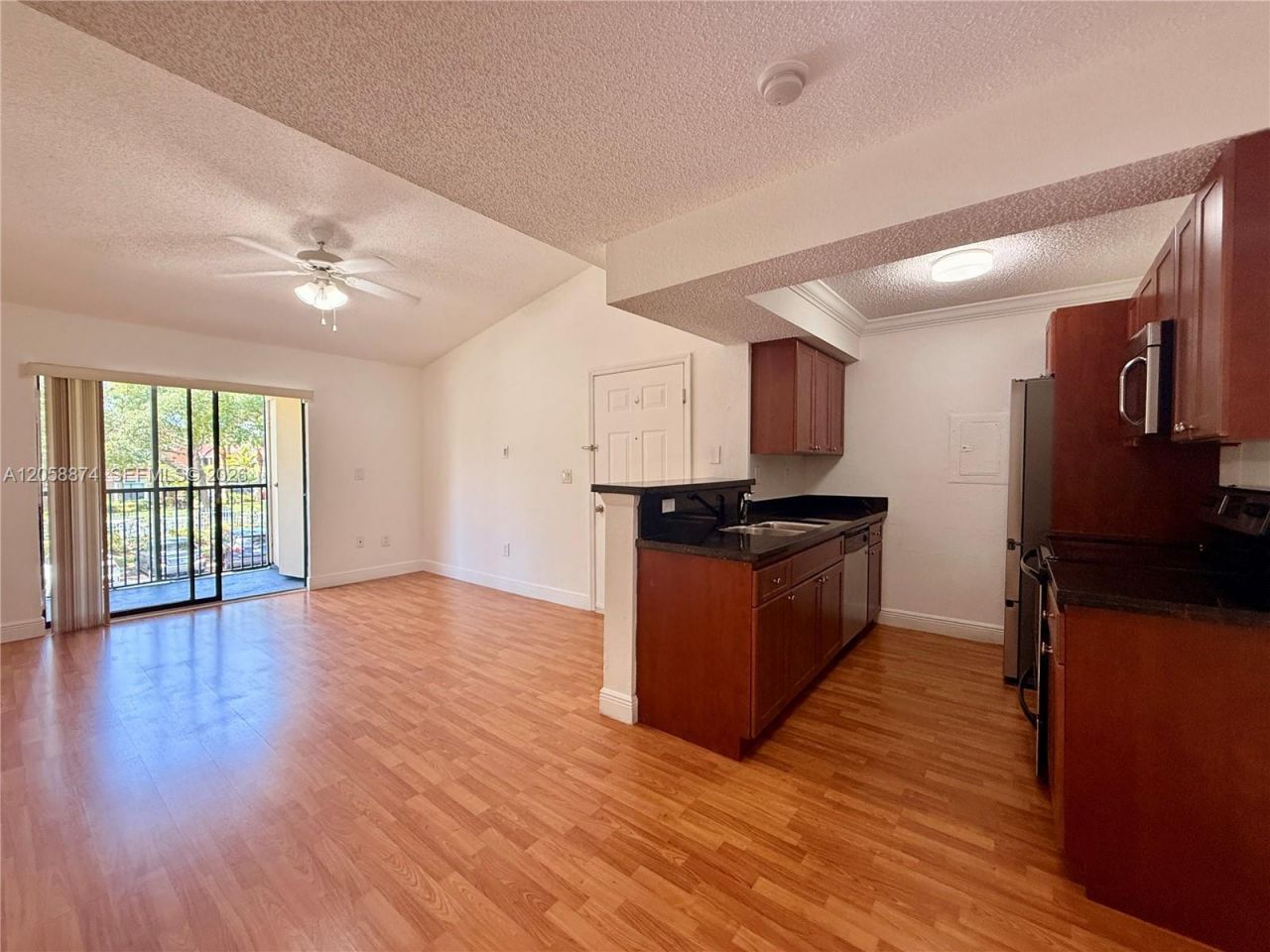 15570 SW 105th Ln, Unit 1706, Miami, FL 33196 Photo