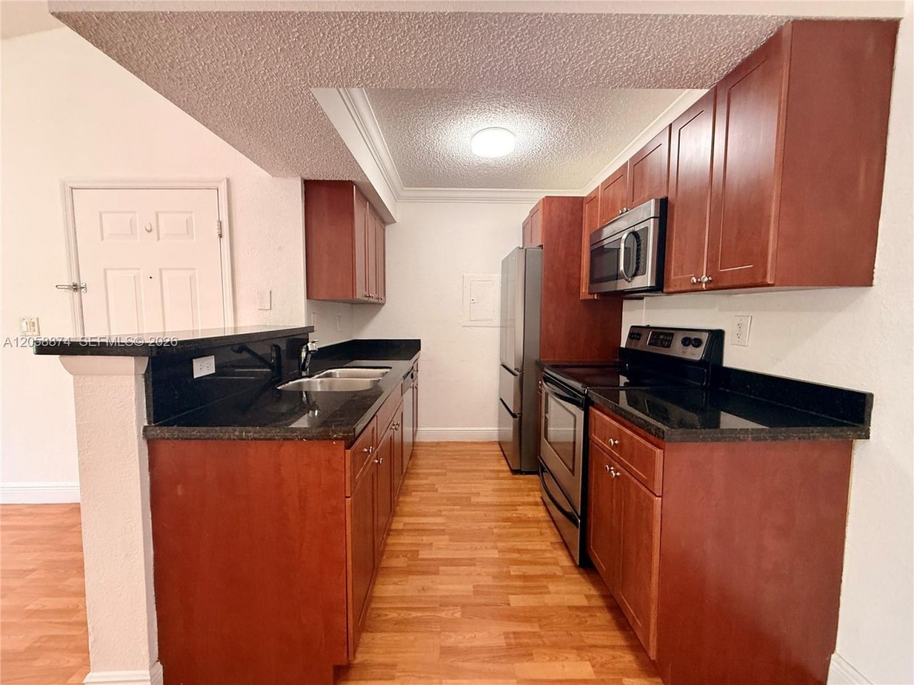 15570 SW 105th Ln, Unit 1706, Miami, FL 33196 Photo
