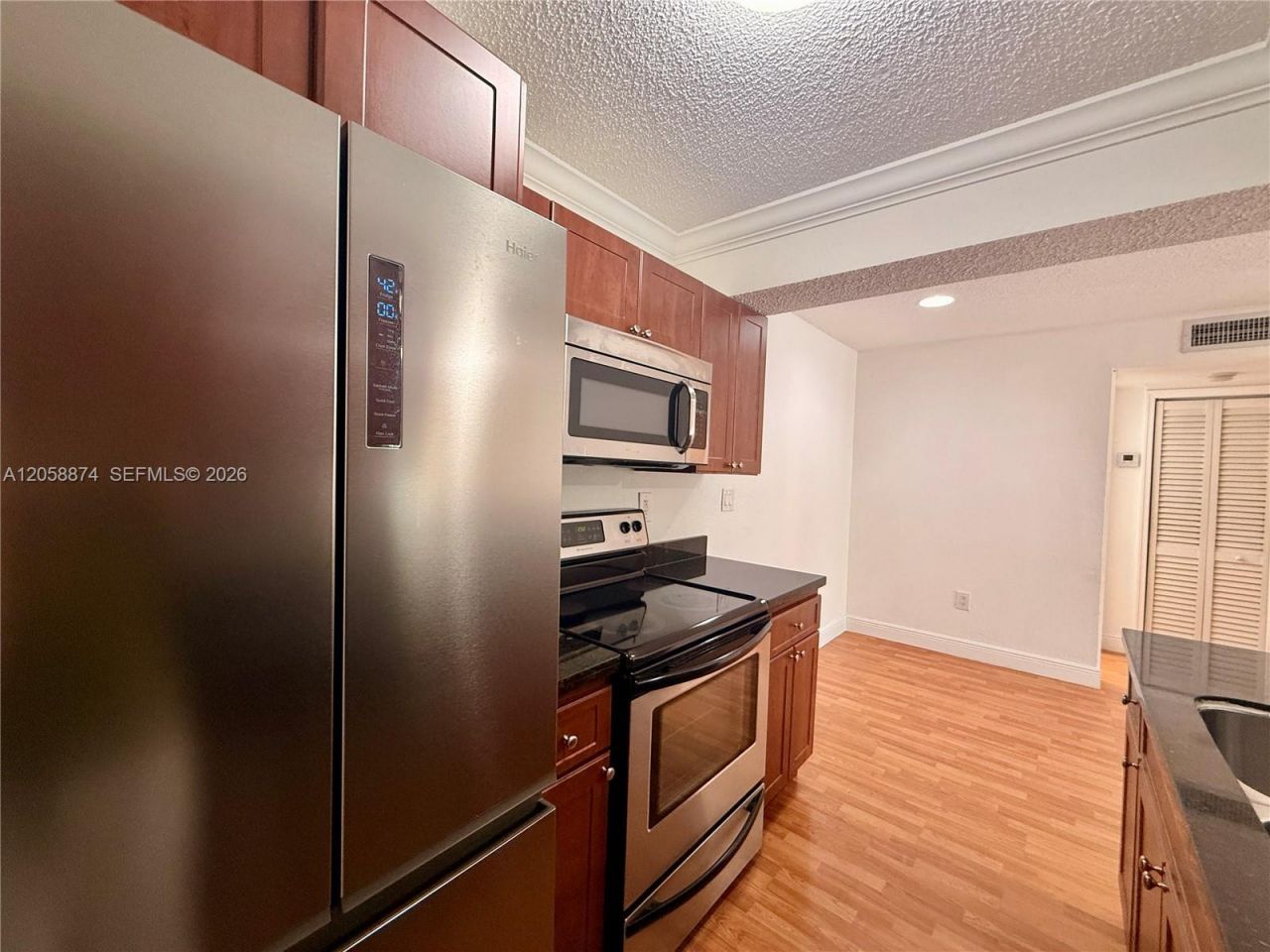 15570 SW 105th Ln, Unit 1706, Miami, FL 33196 Photo