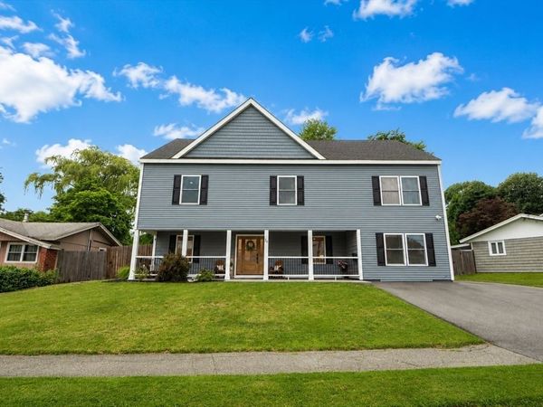 26 N Shetland Rd, Danvers, MA 01923