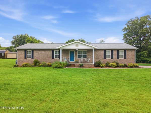 6804 Mundal Rd, Knoxville, TN 37918
