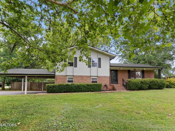 521 Overland Tr, Knoxville, TN 37919