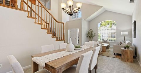 5508 Coronawood Ln, Carmichael, CA 95608 Photo