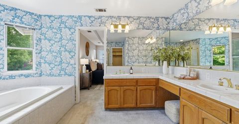 5508 Coronawood Ln, Carmichael, CA 95608 Photo
