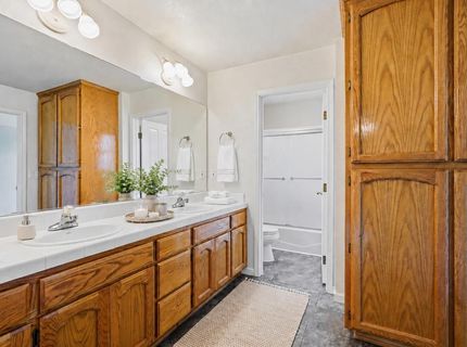 5508 Coronawood Ln, Carmichael, CA 95608 Photo