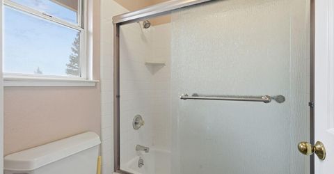 5508 Coronawood Ln, Carmichael, CA 95608 Photo