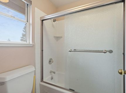 5508 Coronawood Ln, Carmichael, CA 95608 Photo