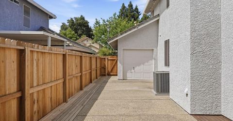 5508 Coronawood Ln, Carmichael, CA 95608 Photo