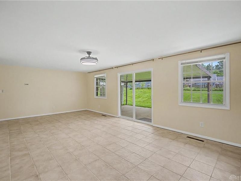 71 Goldengate Drive, Washington Township, OH 45459 Photo 12