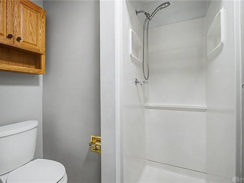 71 Goldengate Drive, Washington Township, OH 45459 Photo 24