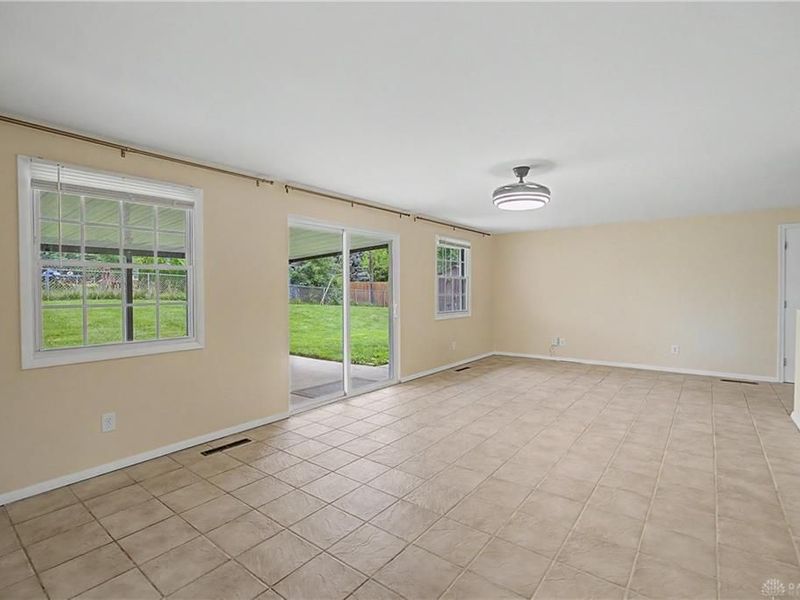 71 Goldengate Drive, Washington Township, OH 45459 Photo 8