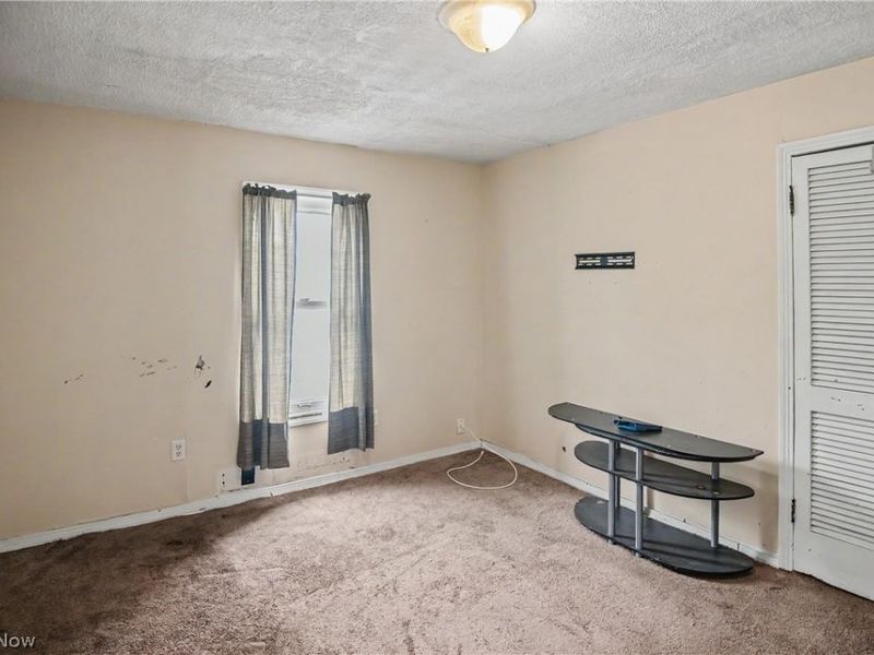 416 Laird Avenue SE, Warren, OH 44483 Photo 12
