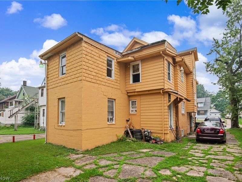 416 Laird Avenue SE, Warren, OH 44483 Photo 4
