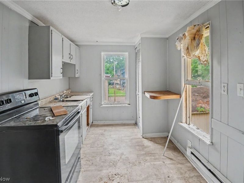 416 Laird Avenue SE, Warren, OH 44483 Photo 9