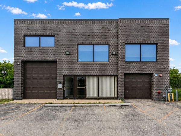 1765 Busse Highway , Des Plaines, IL 60016