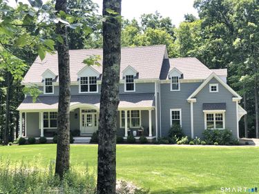 14 Gate Post, Litchfield, CT 06750