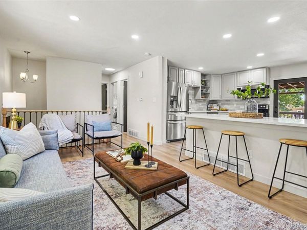 1174 Olathe Street , Aurora, CO 80011