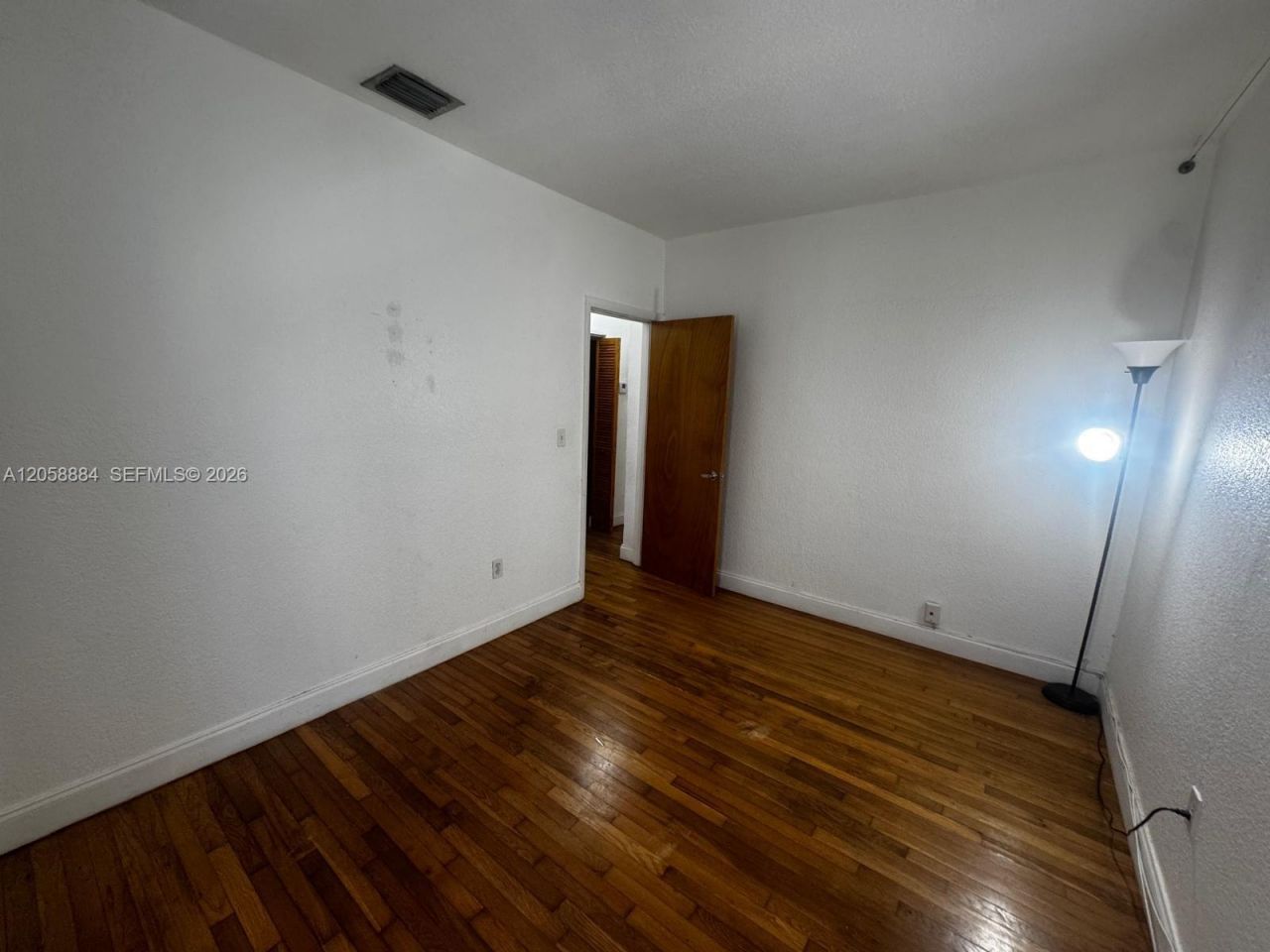 8335 Crespi Blvd, Unit 2, Miami Beach, FL 33141 Photo