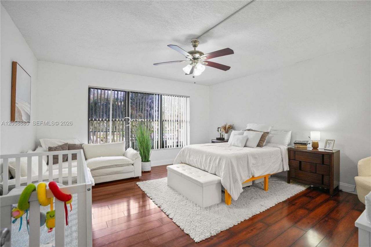 3200 N Port Royale Dr N, Unit 210, Fort Lauderdale, FL 33308 Photo