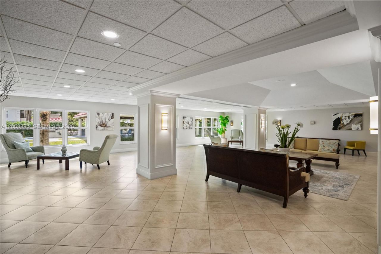 3200 N Port Royale Dr N, Unit 210, Fort Lauderdale, FL 33308 Photo