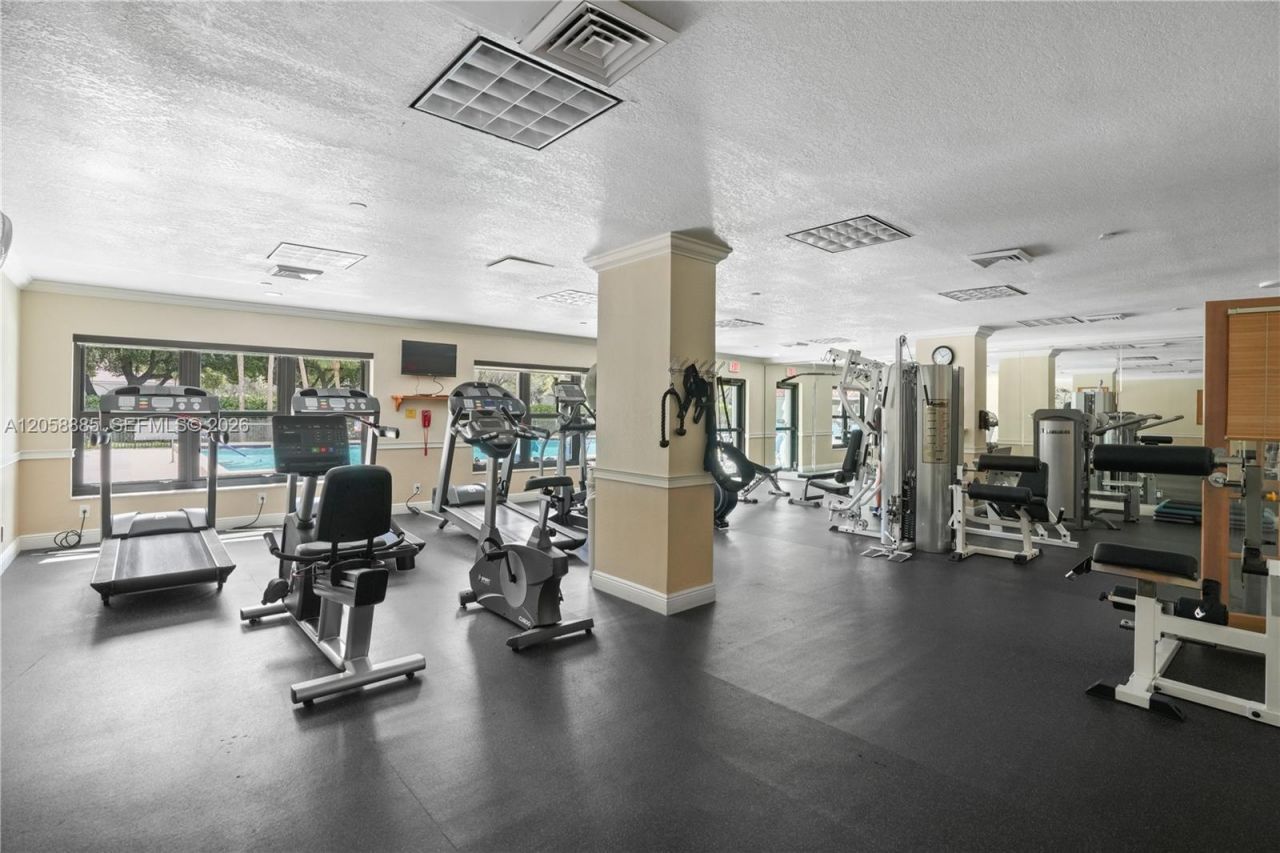 3200 N Port Royale Dr N, Unit 210, Fort Lauderdale, FL 33308 Photo