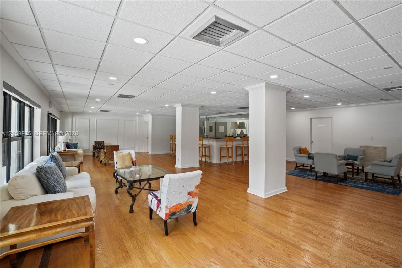 3200 N Port Royale Dr N, Unit 210, Fort Lauderdale, FL 33308 Photo