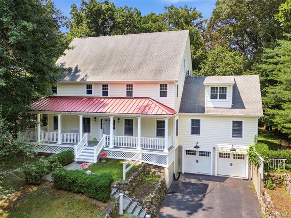 17 Nadworny Lane , Stony Brook, NY 11790