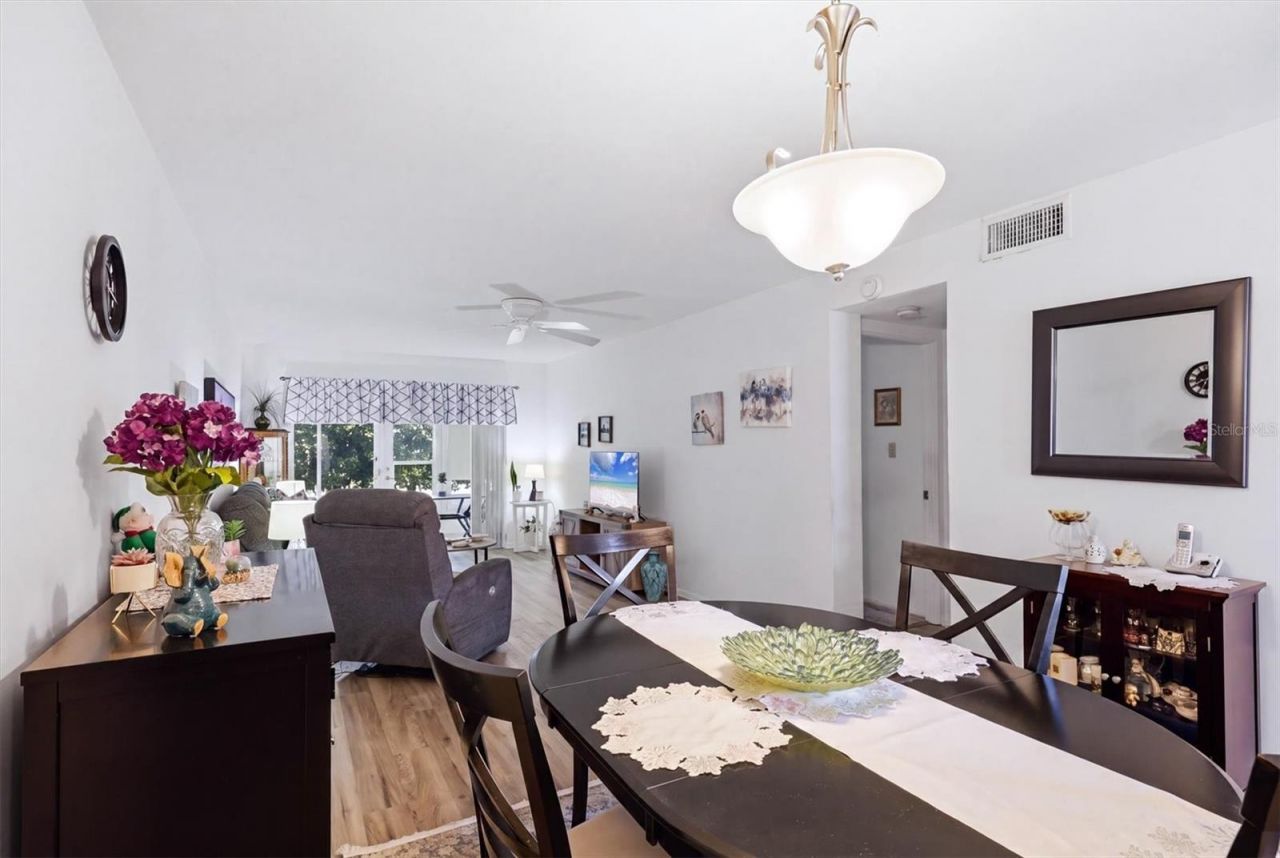 3950 Roxane Boulevard, Unit 4A, Sarasota, FL 34235 Photo