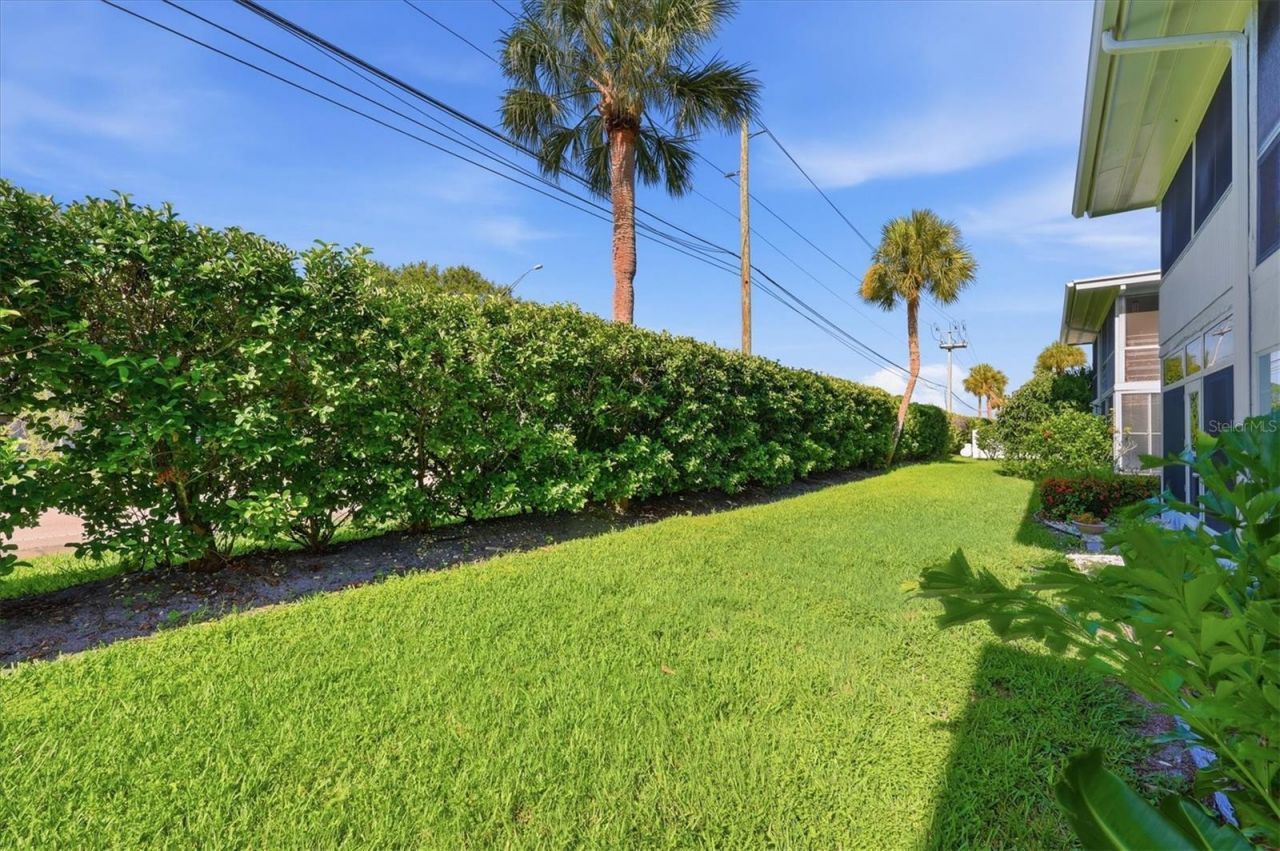 3950 Roxane Boulevard, Unit 4A, Sarasota, FL 34235 Photo