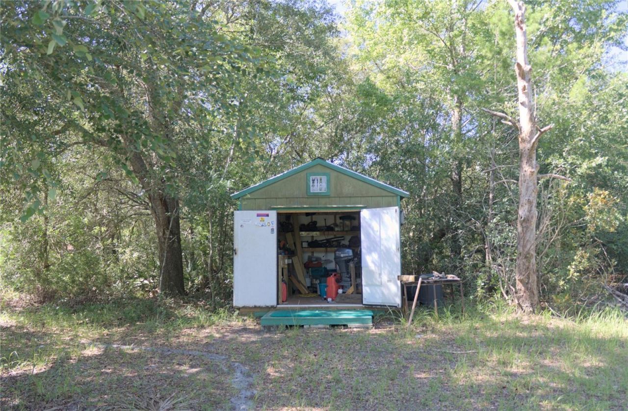 40449 Holly Branch Road, Eustis, FL 32736 Photo