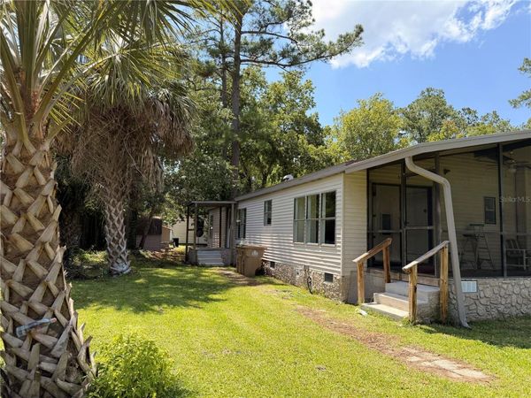 55643 LISA STREET , ASTOR, FL 32102